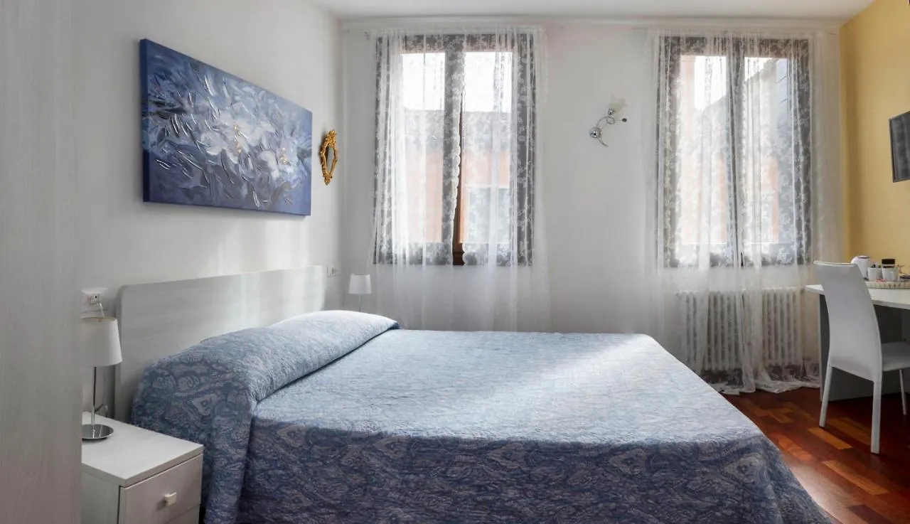 Ca' Degli Specchieri Hotel Veneza Casa de hóspedes